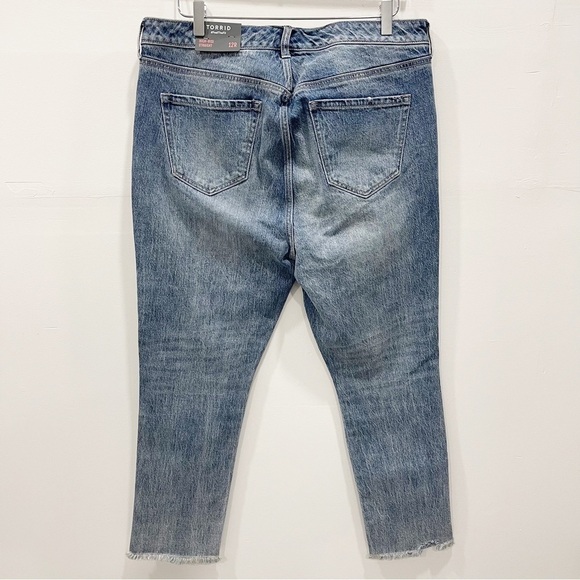 Torrid High-Rise Straight Jeans Raw Hem Size 12 Regular - Picture 2 of 11